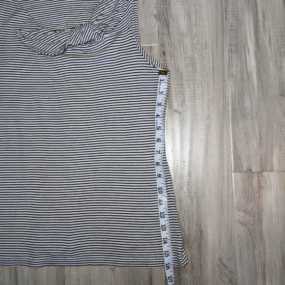 Banana Republic Striped Tank with Bow black and white size medium - Picture 5 of 7